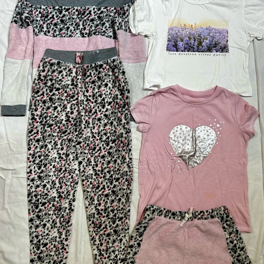 Colorful Clothing Bundle for Girls - Picture 8 of 9